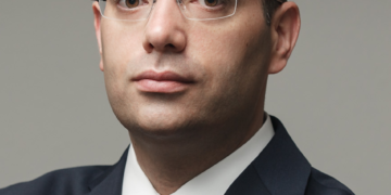 Mráz Ágoston Sámuel: Gyurcsány egységbe szervezné a baloldali pártokat