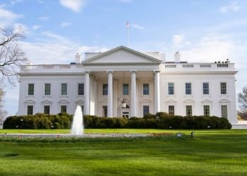 Nancy Pelosi: Donald Trump elnök visszaélt a hatalmával a Stone-ügyben