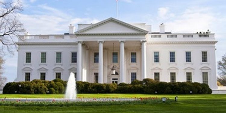 Nancy Pelosi: Donald Trump elnök visszaélt a hatalmával a Stone-ügyben