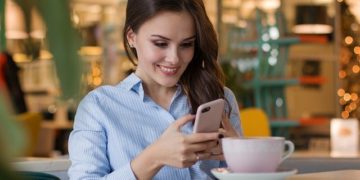 Fiatal nők hamis közösségimédia-oldalaival gyűjtött információt az izraeli katonáktól a Hamász