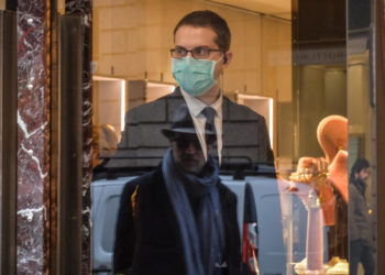 Tömegek „menekülnek” délre Észak-Olaszországból, a déli tartományok vissza akarják őket fordítani