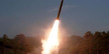 Észak-Korea feltehetően ismét két rakétát lőtt ki a Japán-tengerbe