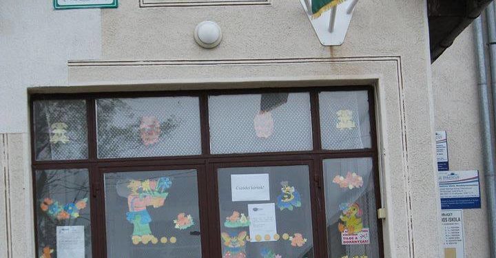 Jobbik: mindenkit bedarál Orbánék oktatáspolitikája