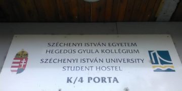 HÖOK: péntekig el kell hagyniuk a felsőoktatási kollégiumokat a magyar hallgatóknak