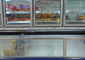 Koronavírus – Brit kormánytanácsos: a járvány végéig nem lesz oltás, az egészségügyi miniszter szerint felesleges a felvásárlás