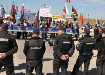 Illegális bevándorlás – Osztrák belügyminiszter: Ausztria újabb rendőröket küld a magyar-szerb határ megfigyelésére