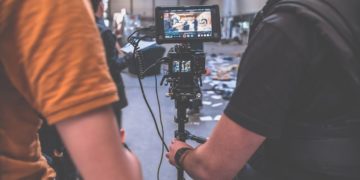 A film- és színházi világ 120 ezer dolgozója marad munka nélkül