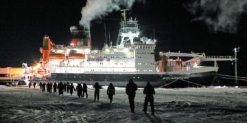 Késik a legénységváltás a Polarstern sarkkutatóhajón