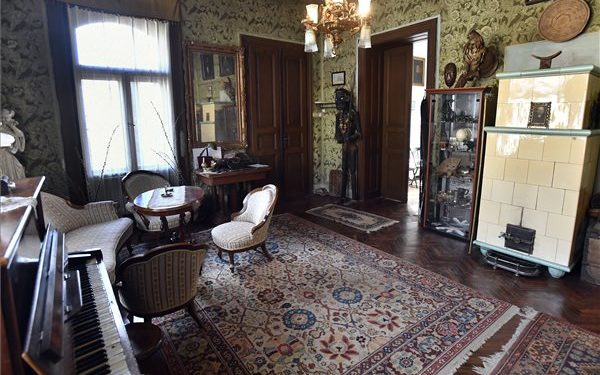 Látogatóközpont lesz a nagymarosi Kittenberger-ház