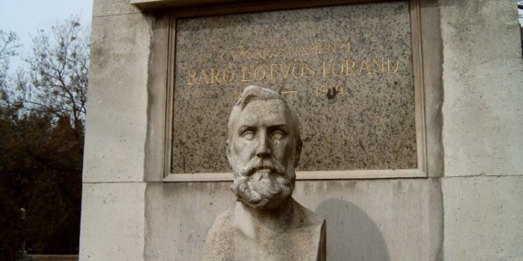 … s aki az álomkép eredetijét fáradságtól vissza nem riadva keresi…