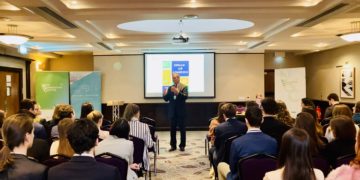 Az Egyesült Királyságban tanuló magyar diákok rendeztek konferenciát Cambridge-ben