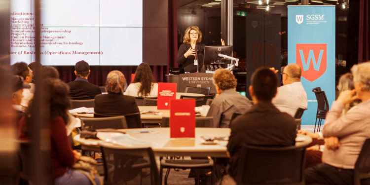 Óriásrák lophatott el egy 6000 ausztrál dolláros kamerát a Karácsony-szigeten