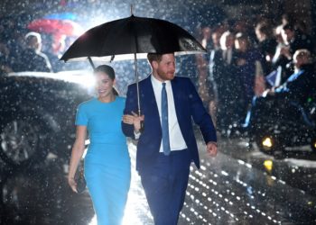 Befejezte hivatalos tevékenységét a brit királyi család képviseletében Harry és Meghan