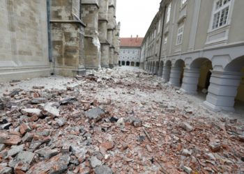 Segélyszállítmányt indított a katasztrófavédelem a földrengés sújtotta Horvátországba