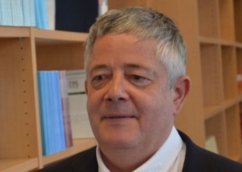 Irán szabadon engedett egy tavaly bebörtönzött francia kutatót egy Franciaországban őrizetben tartott iráni mérnökért