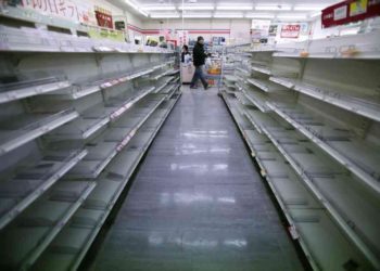 Koronavírus – Elemzők: a járvány keltette felvásárlási pánik pár hónapig még segítheti a kiskereskedelmi forgalom növekedését