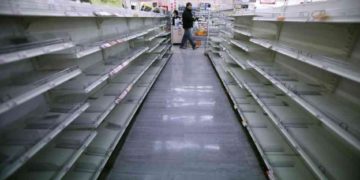 Koronavírus – Elemzők: a járvány keltette felvásárlási pánik pár hónapig még segítheti a kiskereskedelmi forgalom növekedését