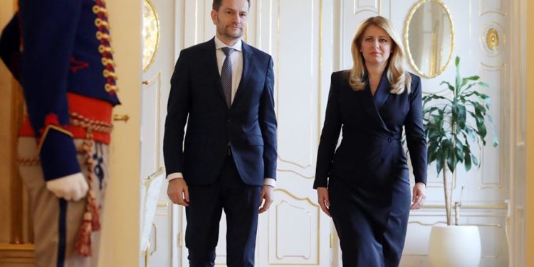 Szlovák kormányalakítás – Fogadta a győztes párt vezetőjét az államfő, de még nem bízta meg kormányalakítással