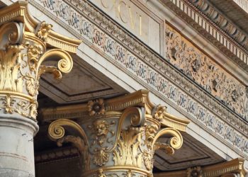 Az interneten nyílt meg a II. Képzőművészeti Nemzeti Szalon