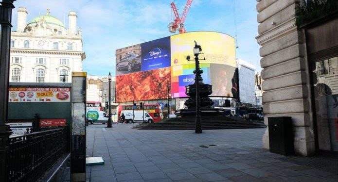 Rendkívüli intézkedésekre lehetőséget teremtő törvénytervezetet nyújtott be a brit kormány