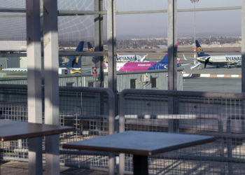 Nem zár be a ferihegyi repülőtér