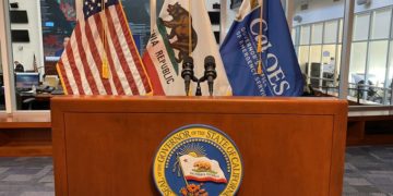 Zárlat alatt egész Kalifornia, senki nem hagyhatja el az otthonát