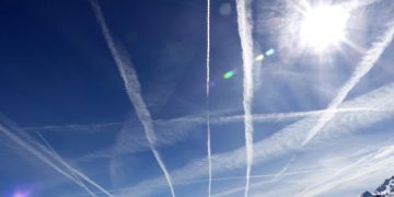 Sorra állnak le a légitársaságok