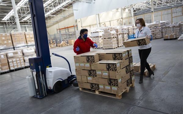 Világítástechnikai segélyszállítmányt indított a Tungsram Zágrábba