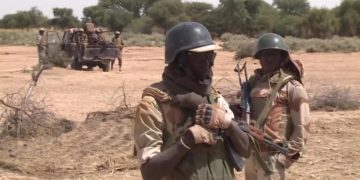 Megtámadtak egy katonai konvojt Nigériában, legalább 70-en meghaltak