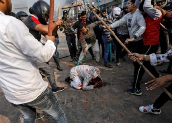 Több ember meglincseltek Indiában, mert gyerekrablónak nézték őket