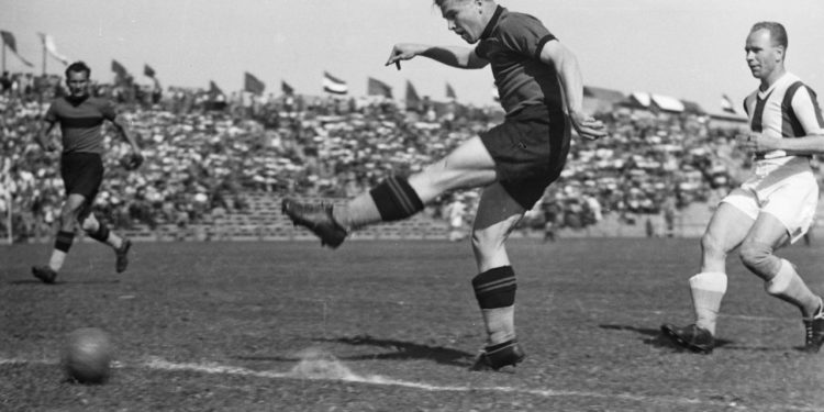 Puskás Öcsi április másodikán ünnepelte születésnapját – mi is. Te is?