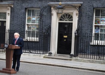 Boris Johnson: továbbra is az újabb járványhullám megakadályozása a legfontosabb