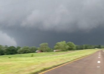 Több mint harmincan haltak meg a hétfői  tornádók miatt