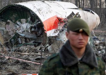 A szmolenszki repülőgéproncs azonnali kiadatását  követeli Varsó ismét Moszkvától (videó)