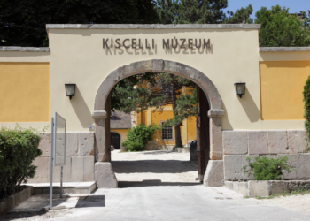 MúzeumCafé a Fővárosi Képtár vezetőjét és az új országos múzeumszakmai központ tervezőit díjazta az idén