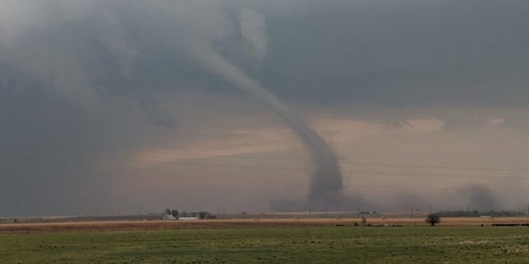 Legalább 18 haltak meg a tornádók pusztításában Mississippi államban