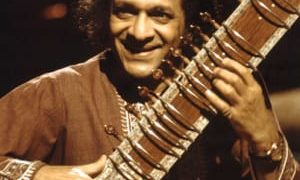 Ravi Shankar – 100 éve született  a szitár nagymestere (videó)