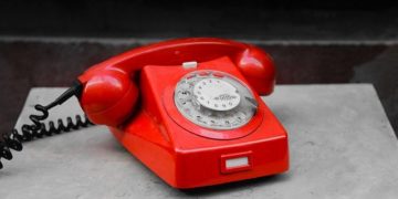 Putyin és Trump az olajpiac stabilizálásáról tárgyalt