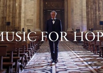 Andrea Bocelli Az üres milánói dómban adott húsvéti koncertet Andrea Bocelli