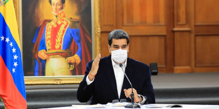 Venezuela készültségbe helyezte a hadsereget az elvetélt partraszállási kísérletet követően