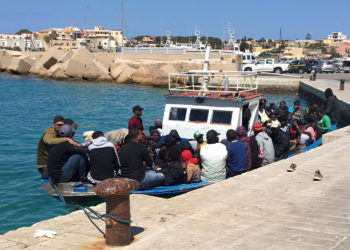 Az olasz hatóságok lefoglalták az Aita Mari civilhajót is