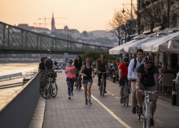 Okostelefonos alkalmazással járhatók be virtuálisan Budapest filmes helyszínei