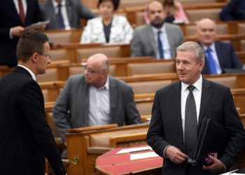 Benkő: speciális önkéntes tartalékos katonai szolgálatot vezetnek be azoknak, akik a koronavírus-járvány idején vesztették el munkájukat