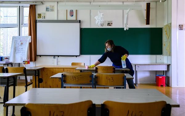 Az iskolák országszerte felkészültek az érettségire, kevés vizsgázó kért halasztást