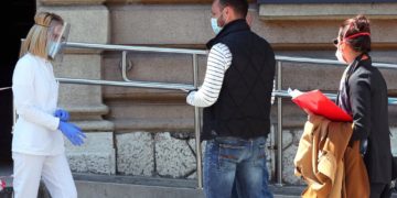 Bosznia megbánta az enyhítéseket, Szerbiában tiltakoztak az intézkedések ellen