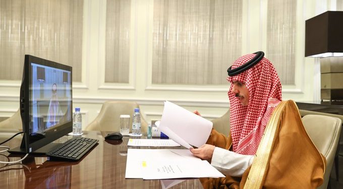 A londoni vakcinacsúcson csaknem 9 milliárd dollár gyűlt össze