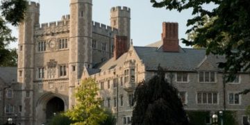 A Princeton Egyetem törli Wilson elnök nevét, Mississippiben megváltoztatják a zászlót