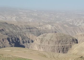 Afganisztánban fegyveresek több embert megöltek különböző támadásokban