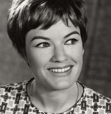 Elhunyt Földi Teri színművész