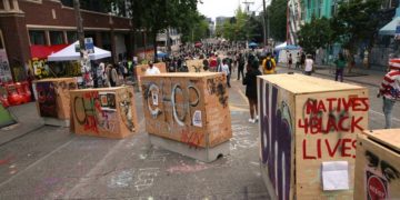 Seattle tüntetők által elfoglalt zónájában megöltek egy tizenévest